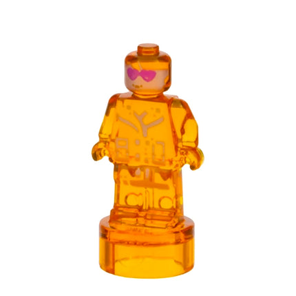 LEGO Minifigure (Micro) - LYLA Statuette / Trophy, Spider-Verse (2025) [MARVEL]